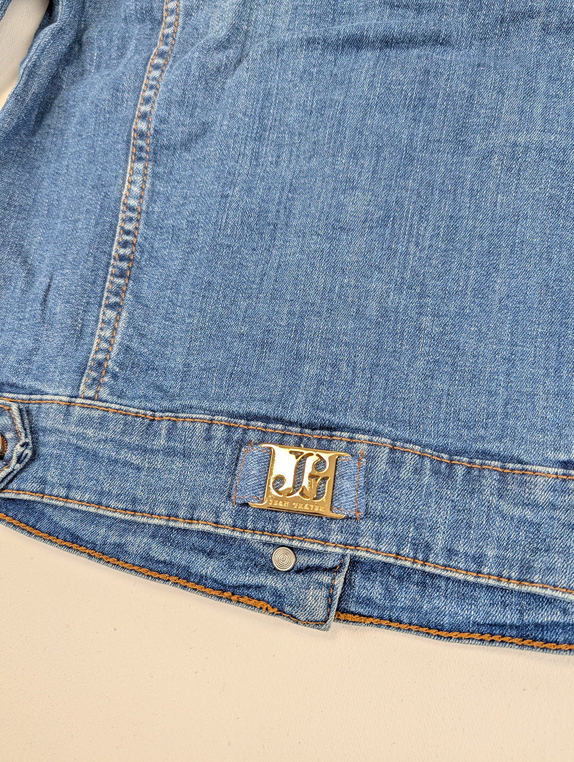 Tattoo-Jacket