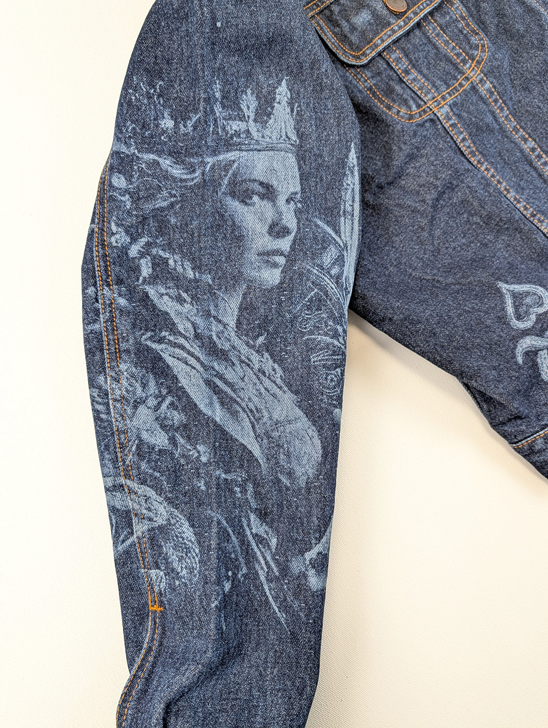 Tattoo-Jacket