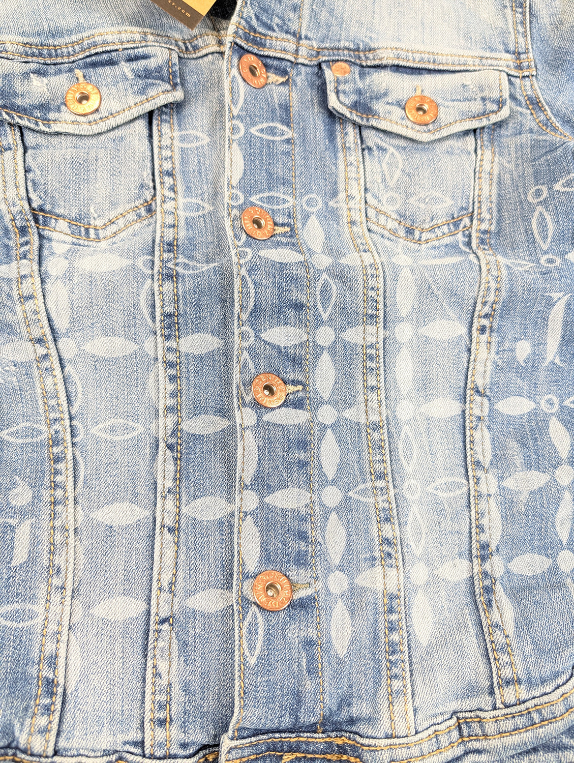 Tattoo-Jacket