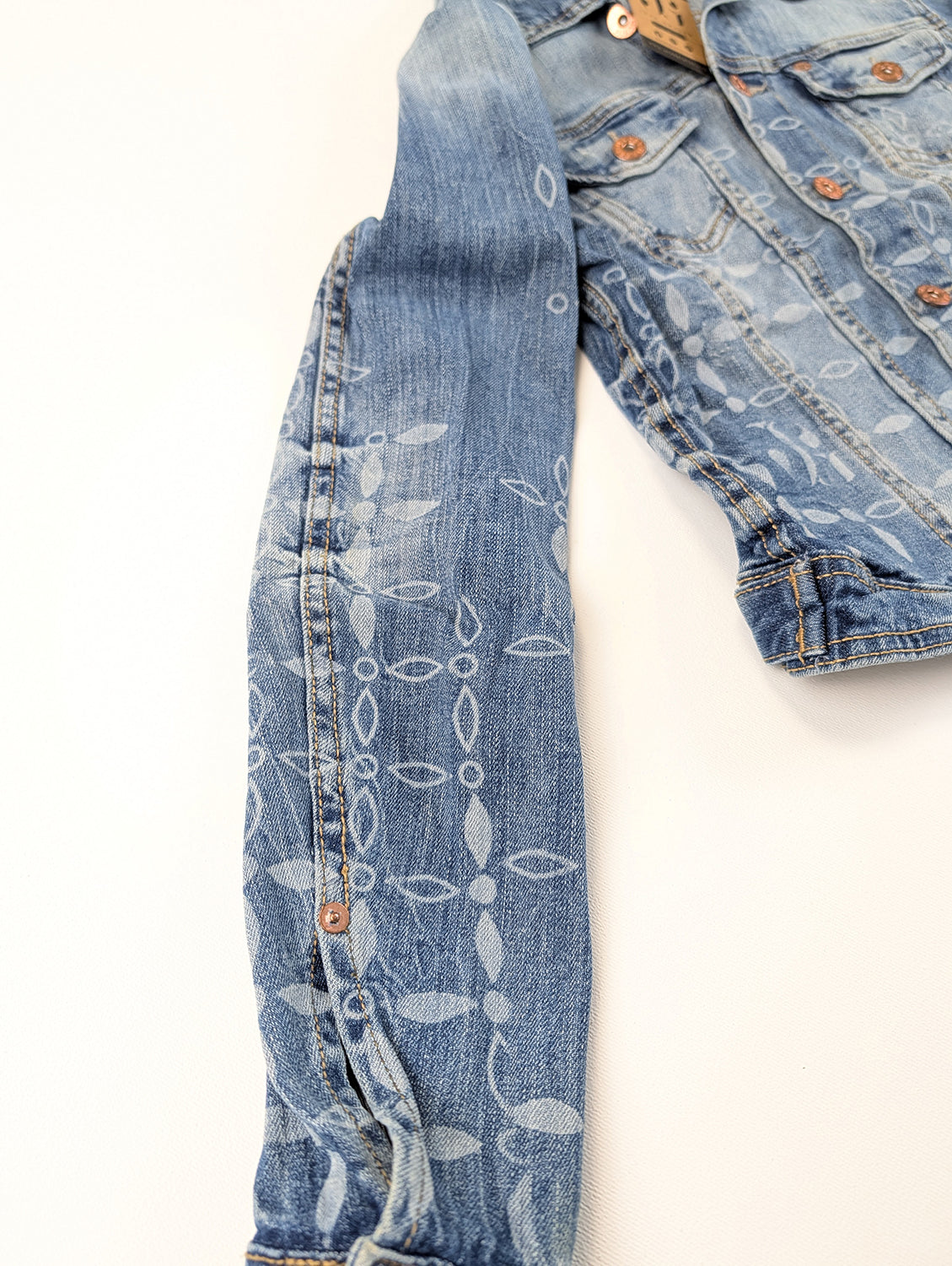 Tattoo-Jacket
