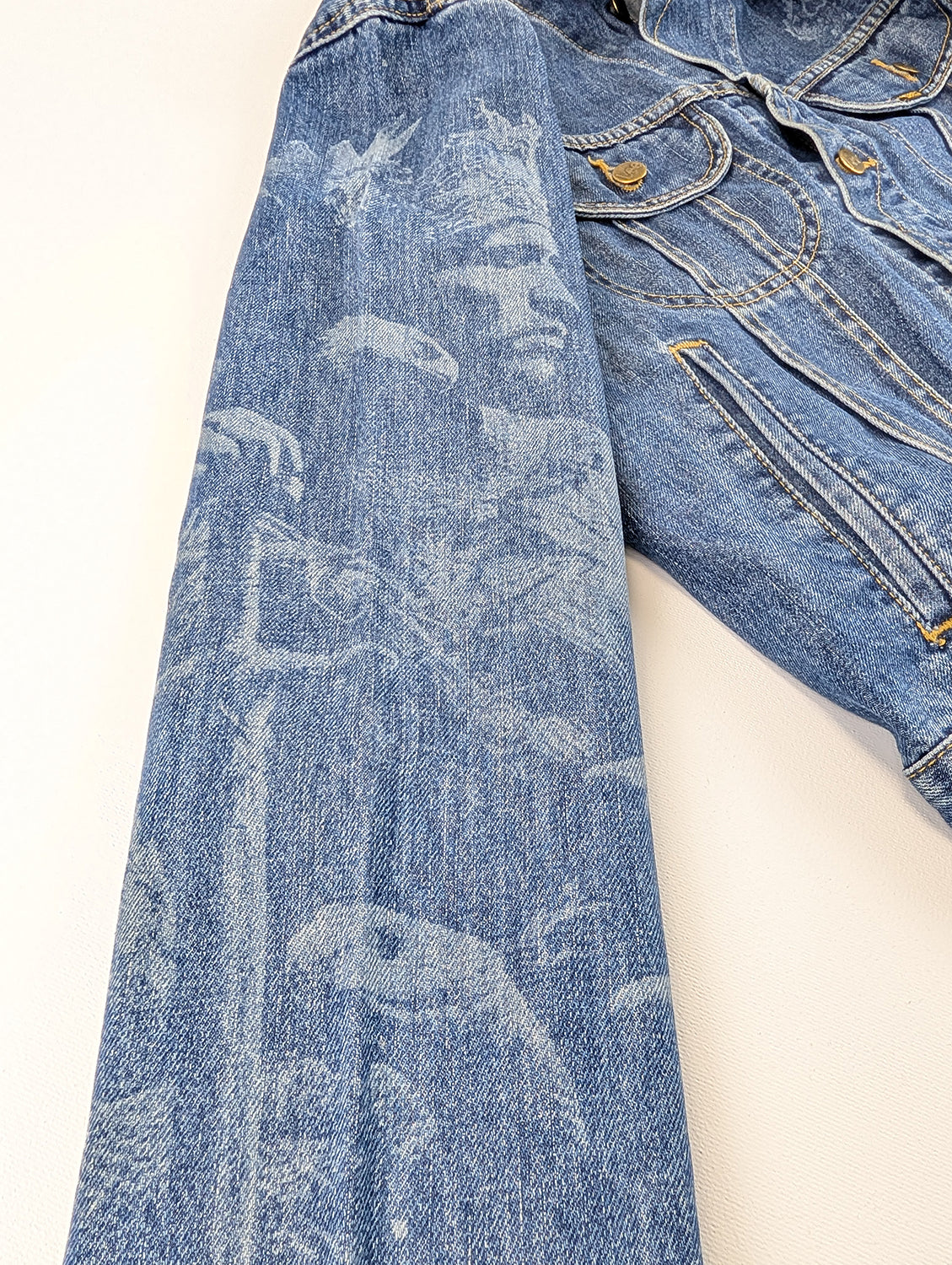 Tattoo-Jacket