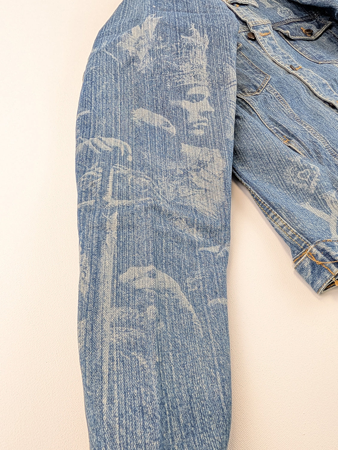 Tattoo-Jacket