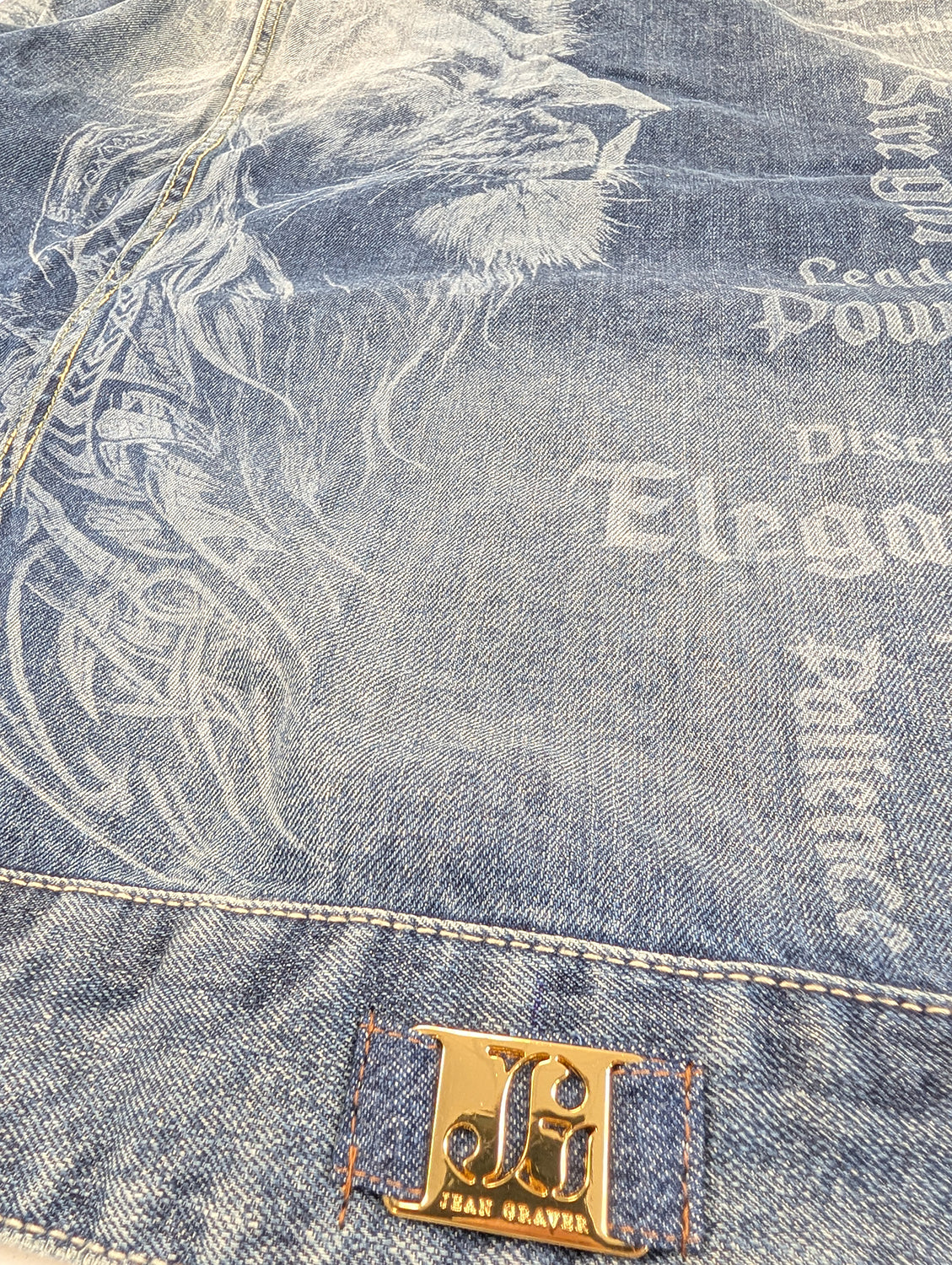 Tattoo-Jacket