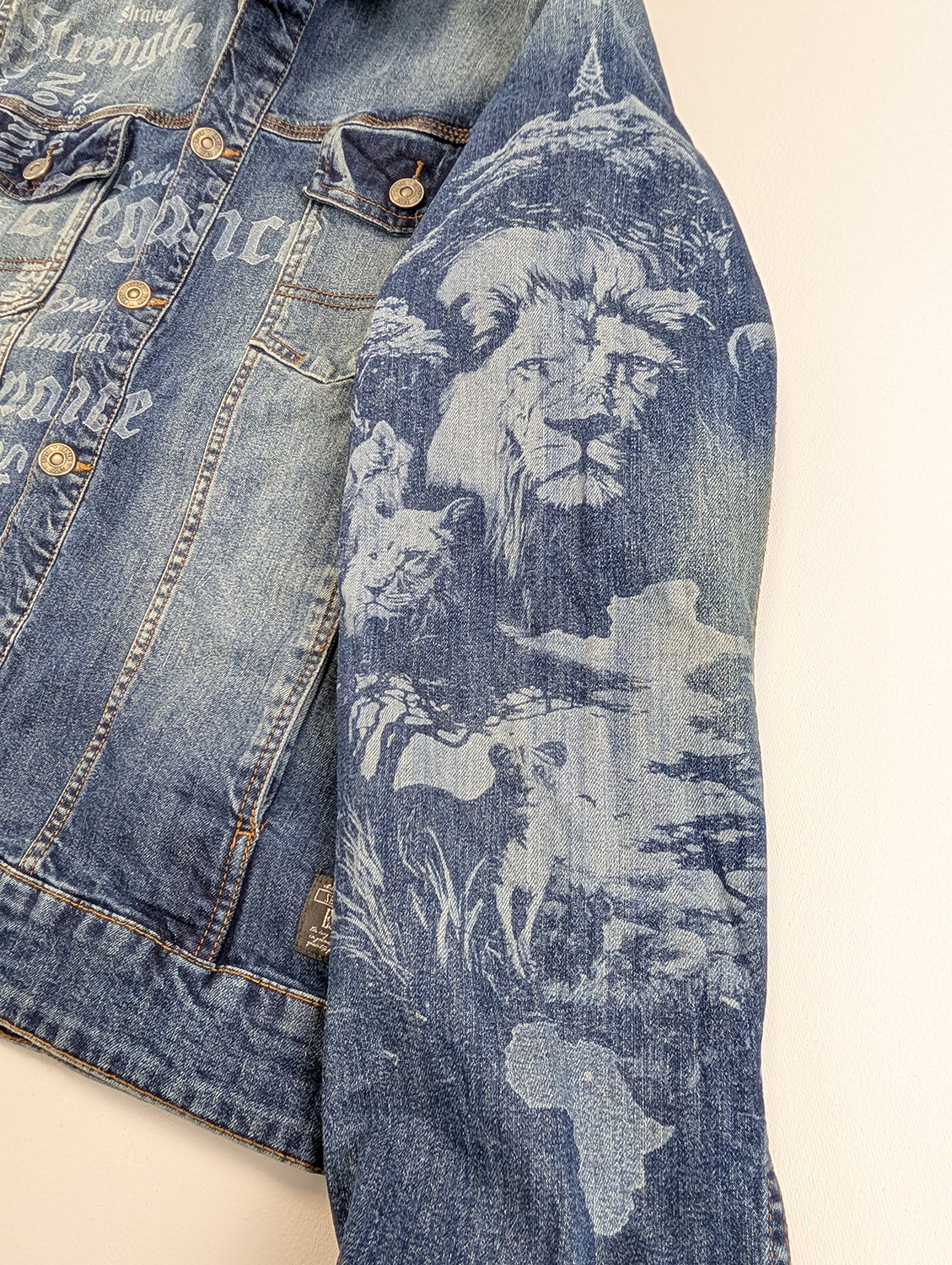 Tattoo-Jacket