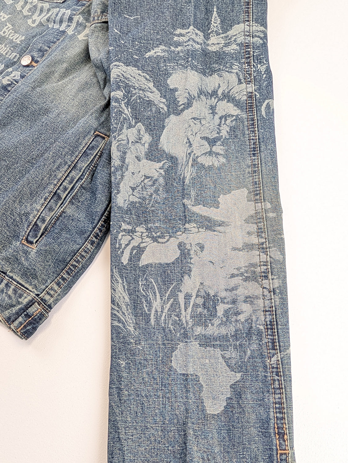 Tattoo-Jacket