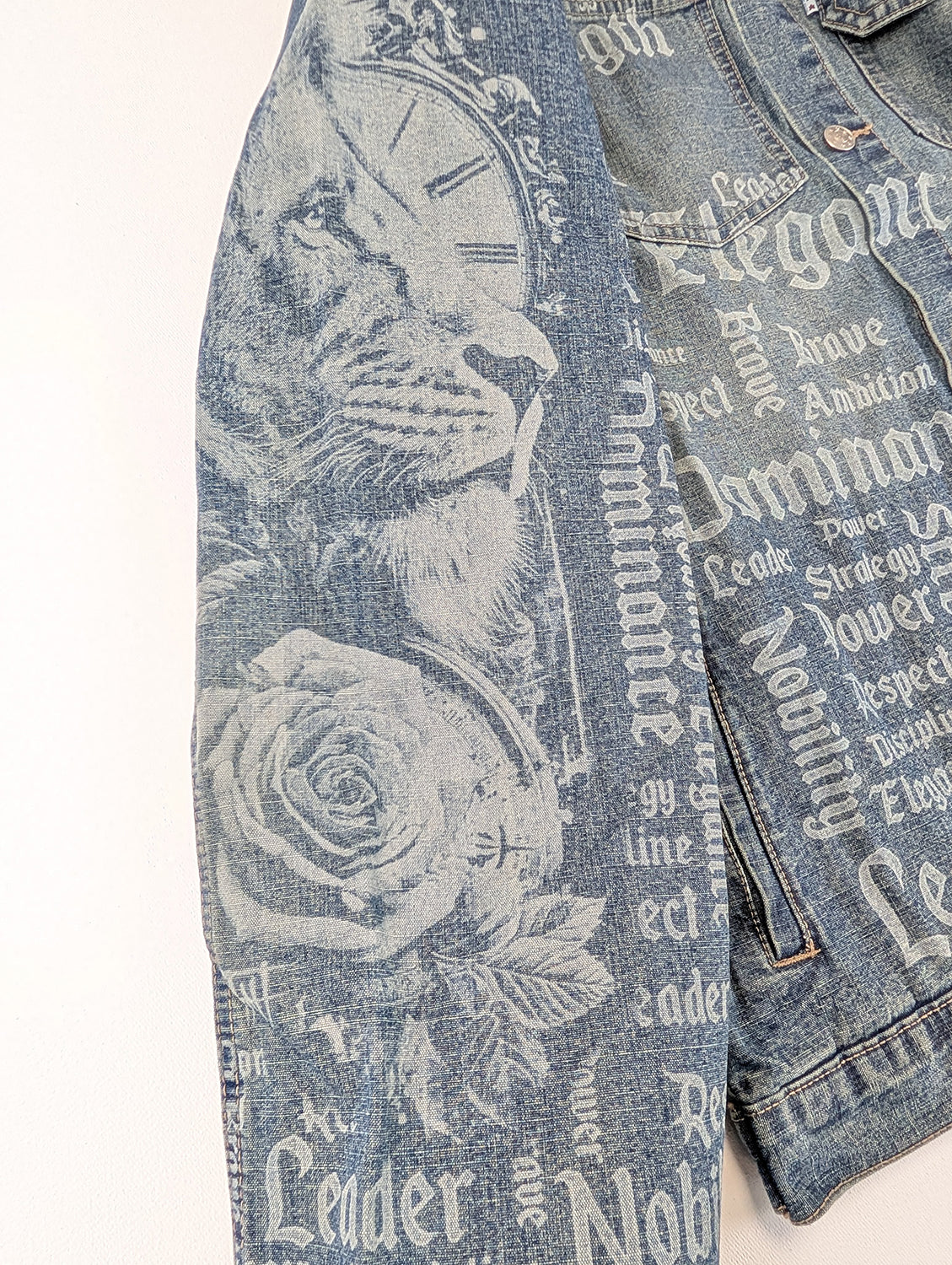 Tattoo-Jacket