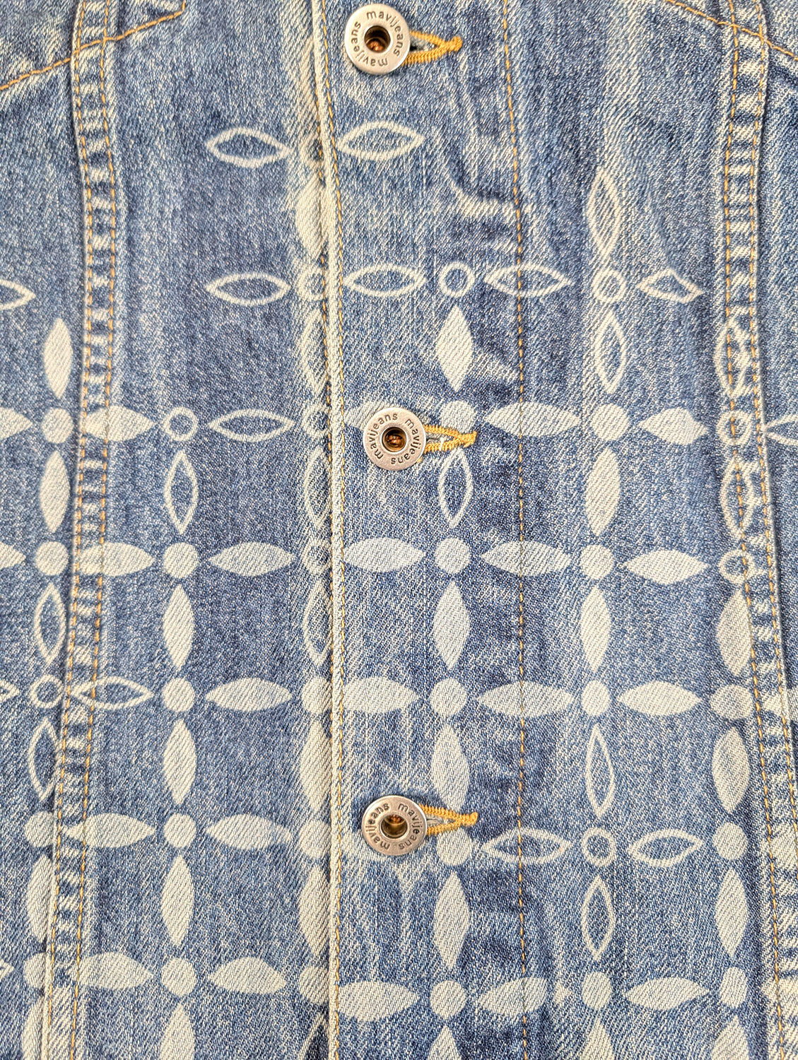 Tattoo-Jacket