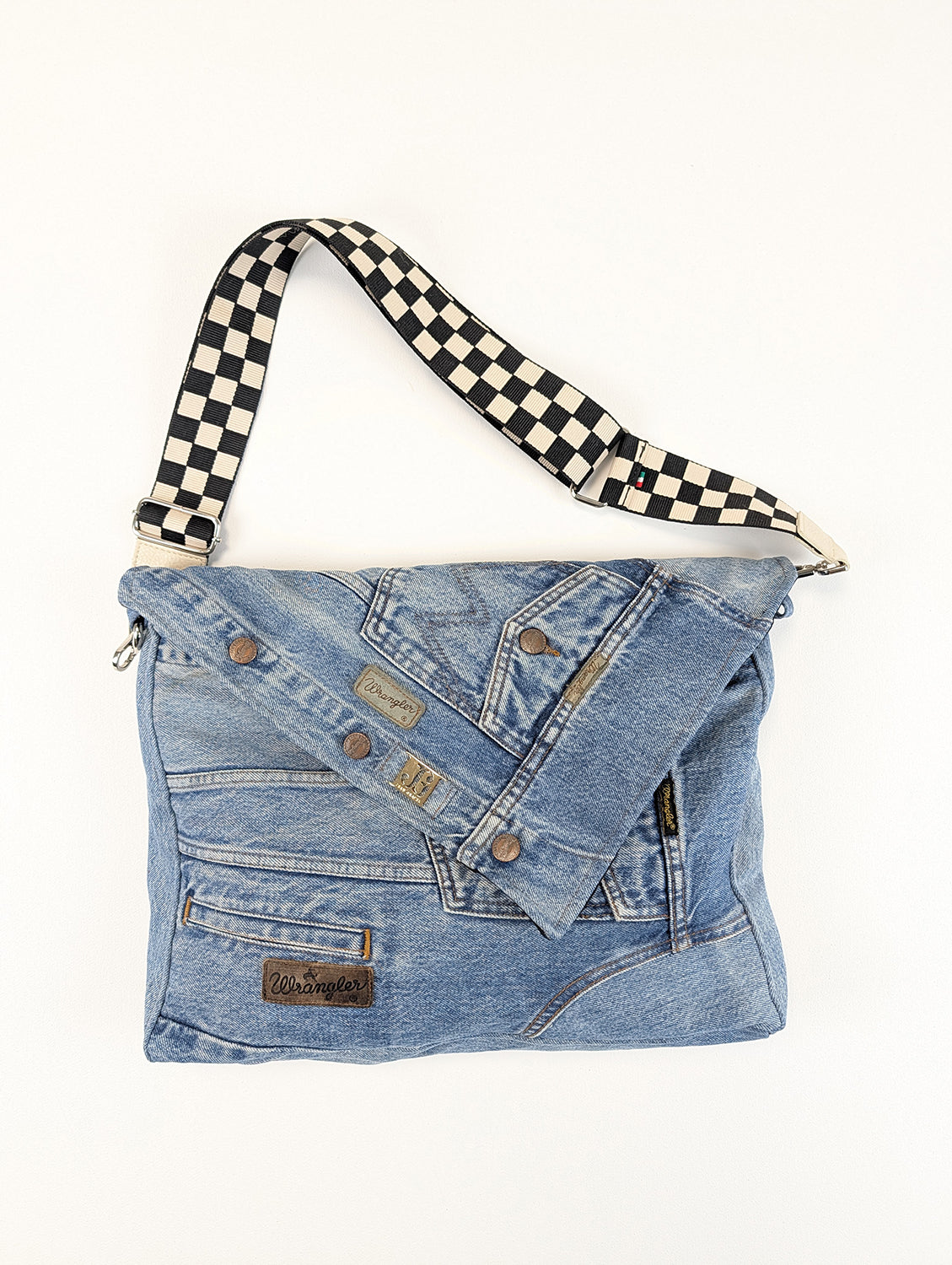 Envelope-style shoulder Bag