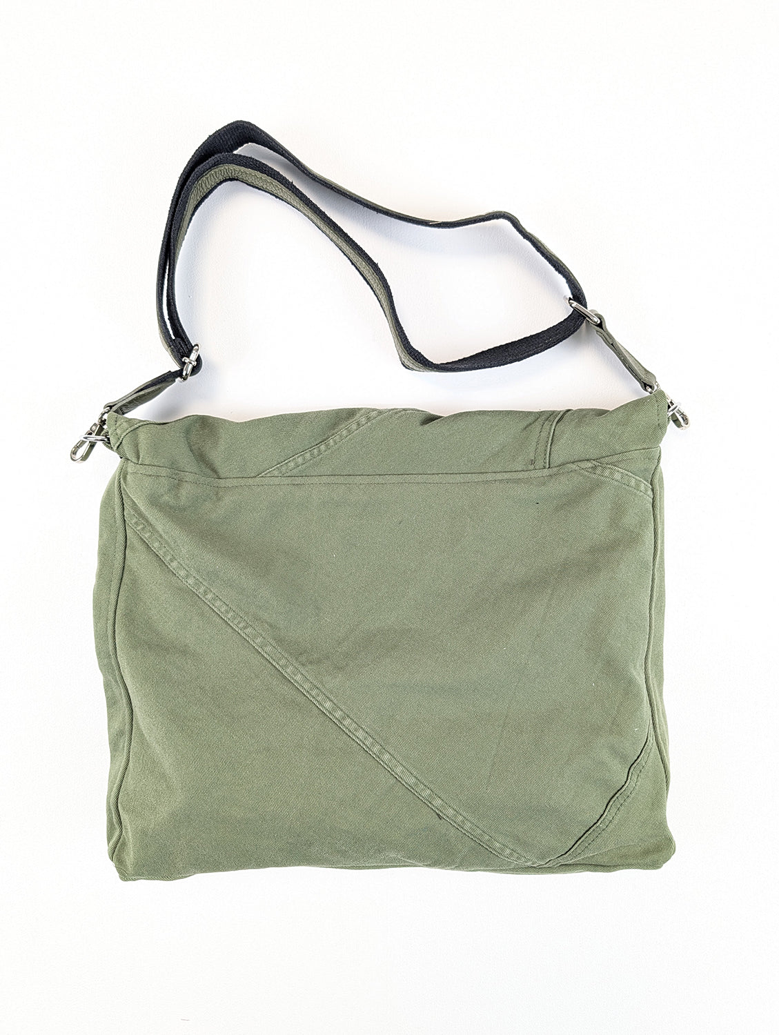 Envelope-style shoulder Bag